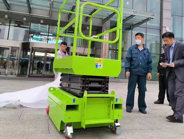 剪叉車升降機(jī)是不是特種設(shè)備